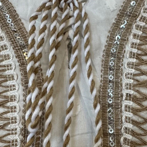 POL Floral Lace Boho Poncho Top with Tassel Details NWOT - Picture 3 of 8